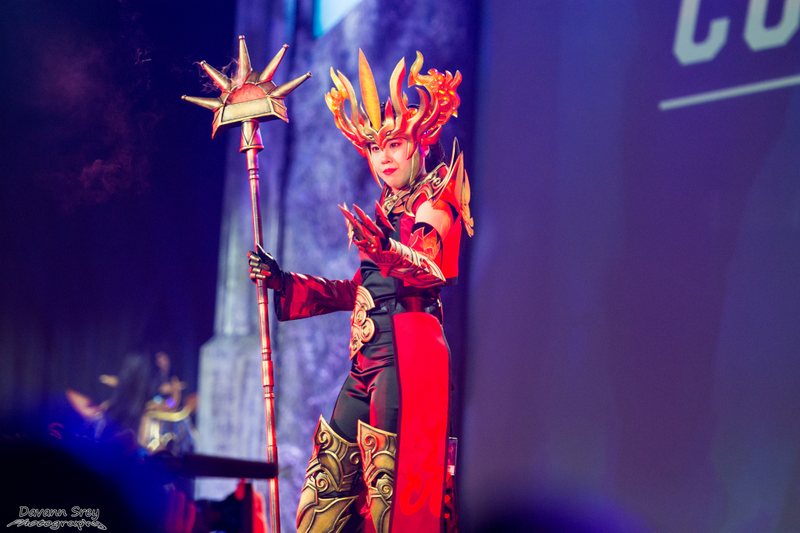 Illustration for article titled The Most Mind-Blowing and Astonishing Cosplay From BlizzCon 2015!